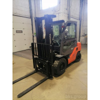 Вилочный газ/бензиновый погрузчик Toyota 3т