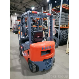 Дизельный вилочный погрузчик HELI 1.5т