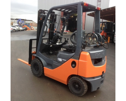 Вилочный погрузчик Toyota FGF15