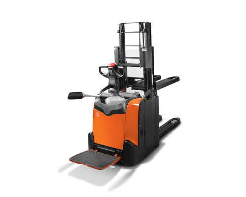 Электрический штабелер Toyota SPE200D (Исполнение с защитой от коррозии)