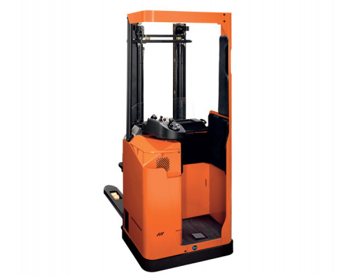 Штабелер Toyota SSE135