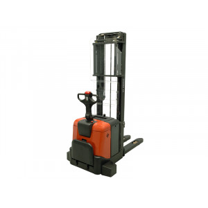 Электрический штабелер Toyota SPE200