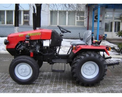 Трактор BELARUS-311