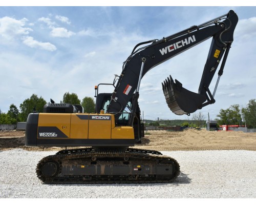 Гусеничный экскаватор WEHEAVY WE225E2