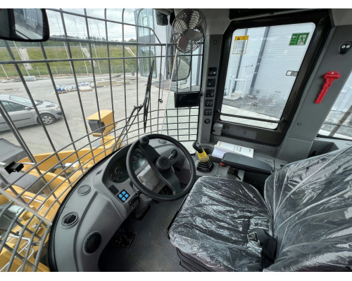 Фронтальный погрузчик WL858K