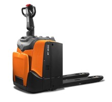 Электрическая тележка с платформой Toyota LPE200, 2.0 т (антикоррозийное исполнение)