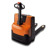 Электрическая тележка Toyota LWE180, 1.8 т (холодильное исполнение)